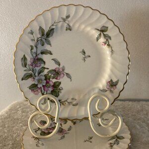 Syracuse (USA) "Apple Blossoms" 8-1/8" Salad Plates (2)